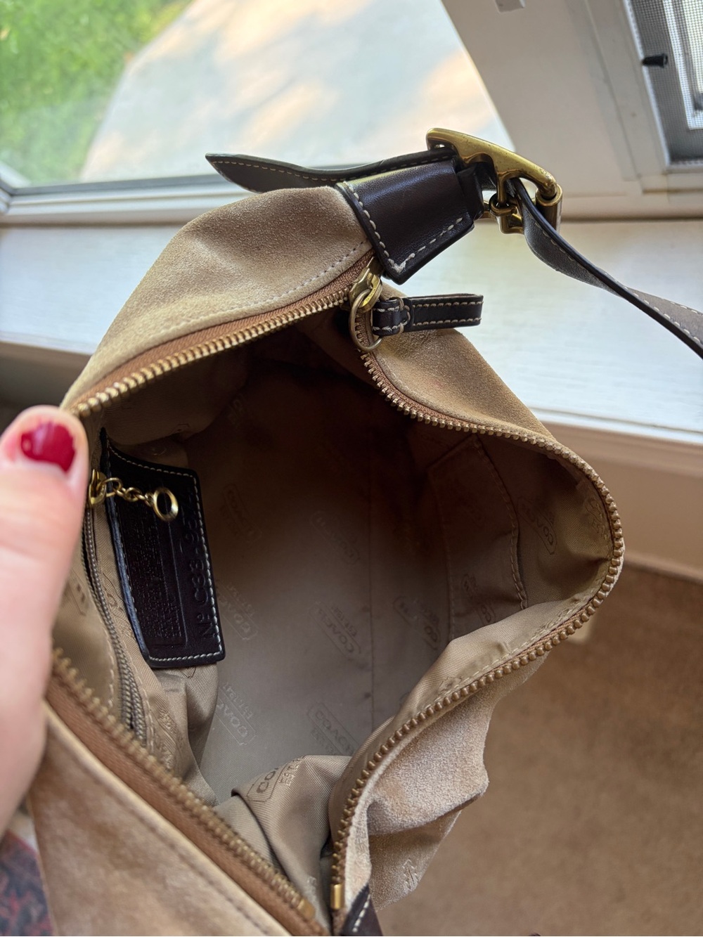 Coach Vintage Soho Hobo Shoulder Bag - Picture 3 of 8